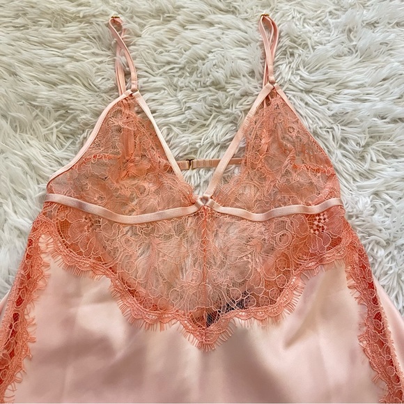 Victoria's Secret Pink Lace Chemise - Picture 3 of 8